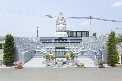 羽ノ浦ロイヤルパーク　永代管理墓　千手観音