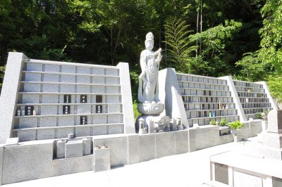 名方池ロイヤルパーク　永代管理墓　観音陵墓