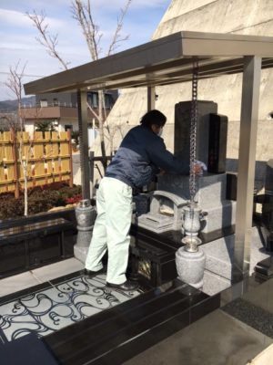 お参り代行お墓の拭き掃除