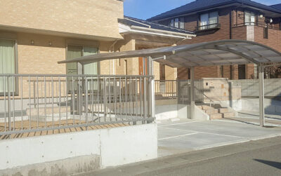 フェンス、カーポート、コンクリート